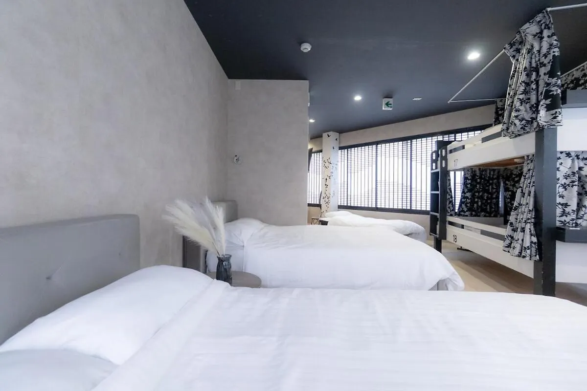 4F Guest House Netomari 西九条駅から徒歩2分 大阪市 日本